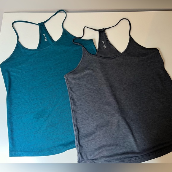 2 for 1 Under Armour Heat Gear tanks Size M in Grey and Blue - Picture 3 of 3